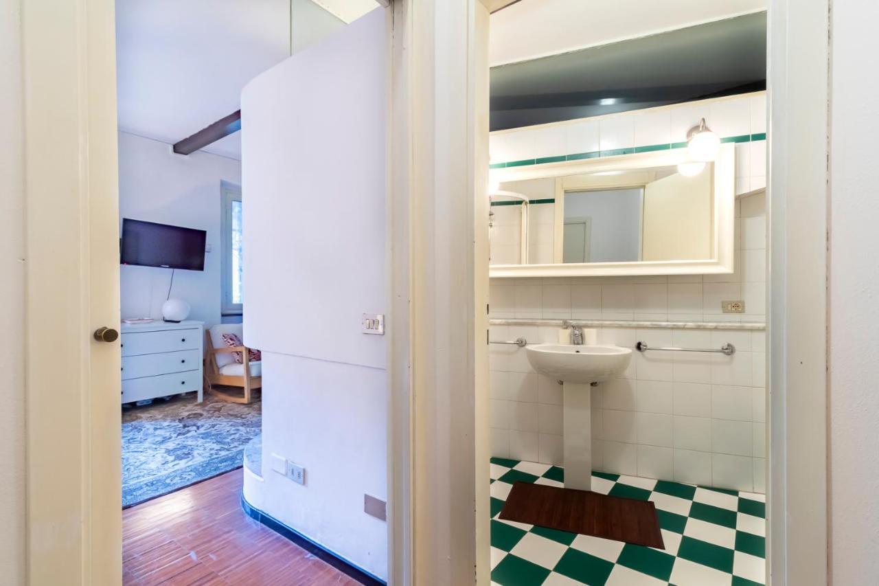 Lovely Flat De Castilla 7 Milan Bagian luar foto